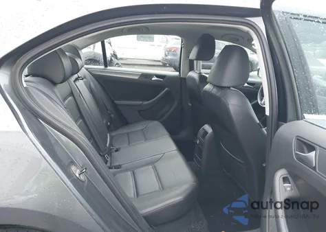 2013 Volkswagen Jetta 2.0L Tdi from USA, damaged, VIN 3VW3L7AJ6DM435447